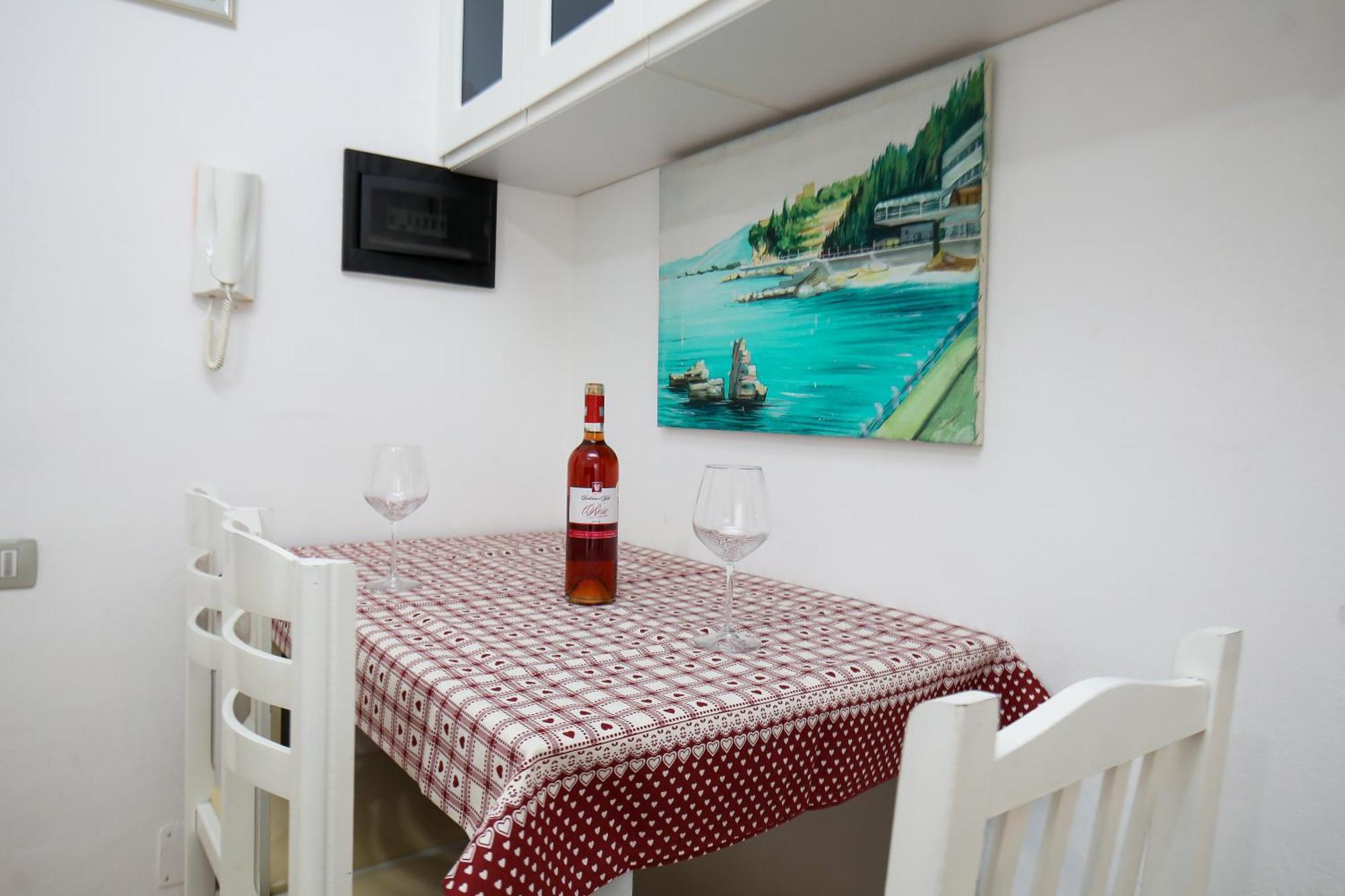 Noa Apartments Vlorë Екстериор снимка