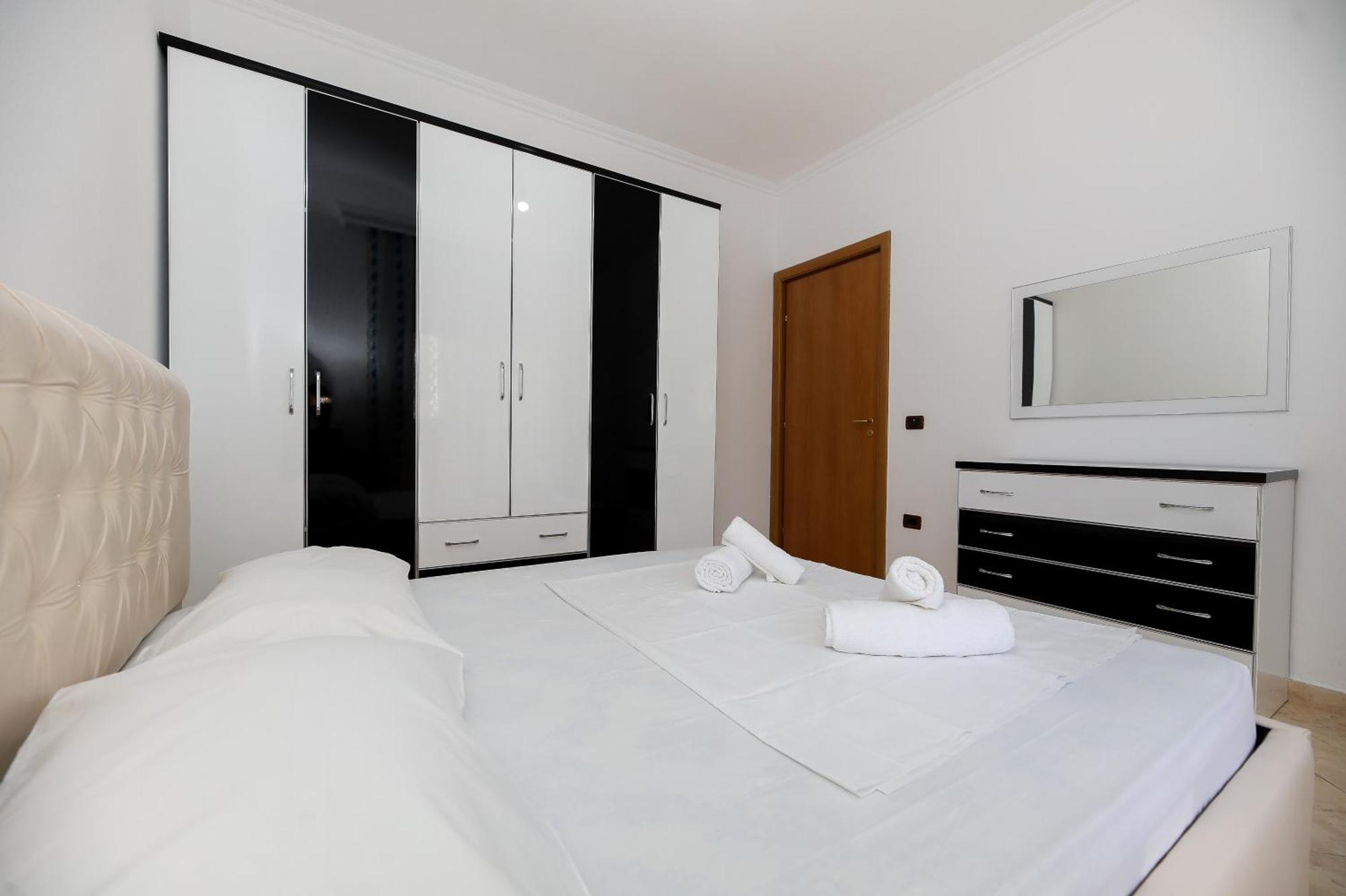 Noa Apartments Vlorë Екстериор снимка