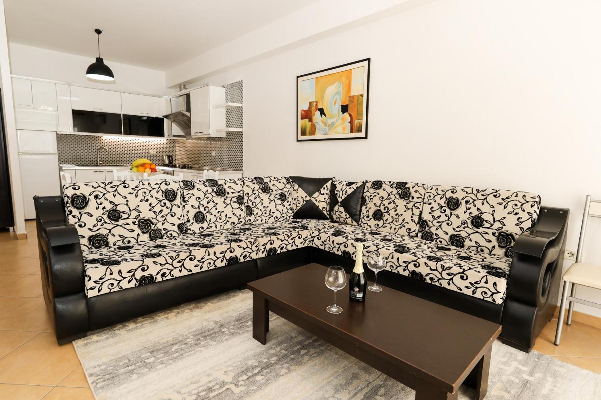 Noa Apartments Vlorë Екстериор снимка